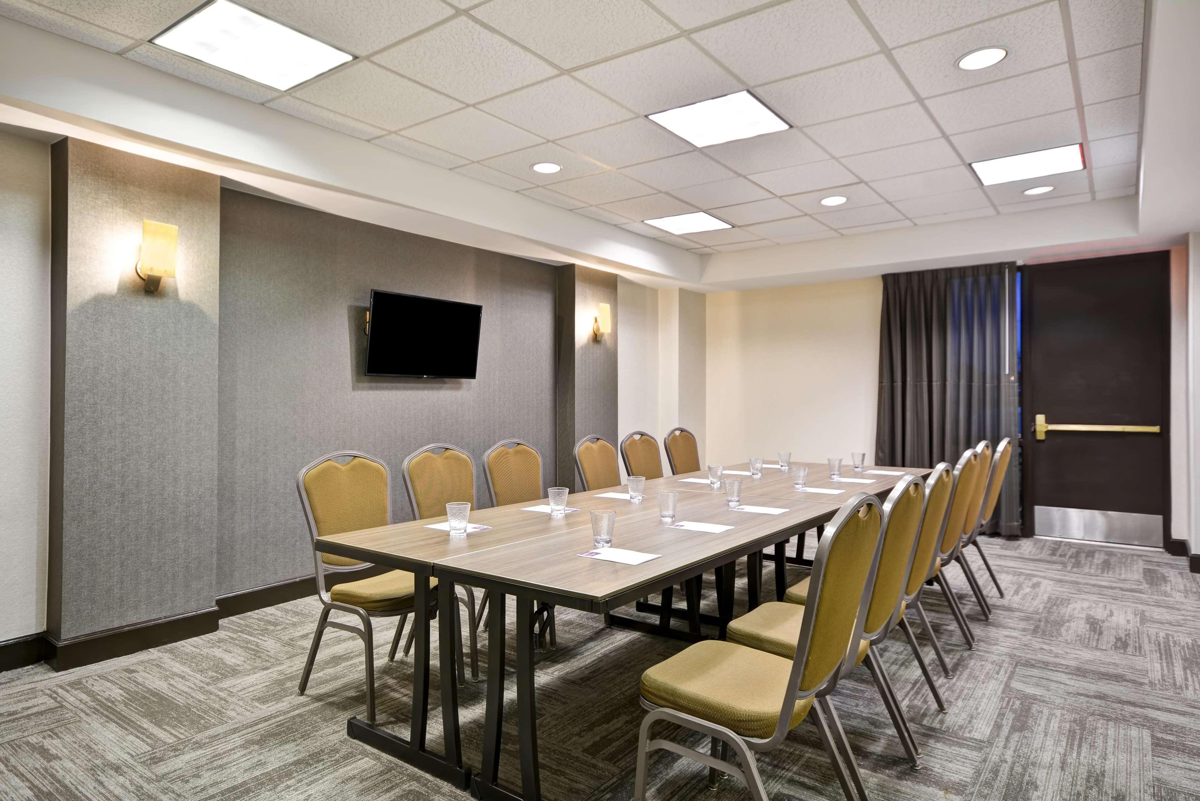 Hyatt Place Columbus Worthington Flint Экстерьер фото