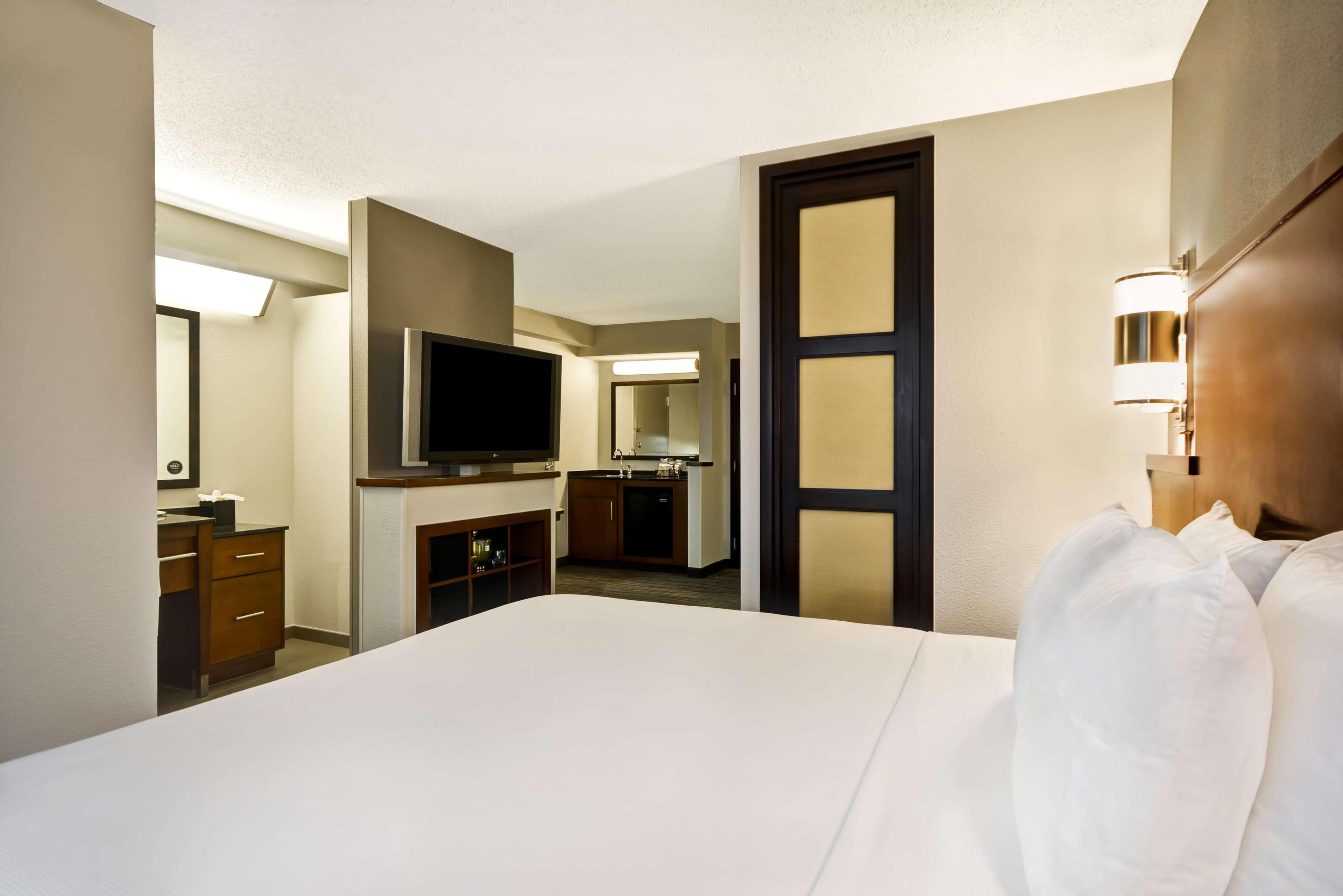 Hyatt Place Columbus Worthington Flint Экстерьер фото