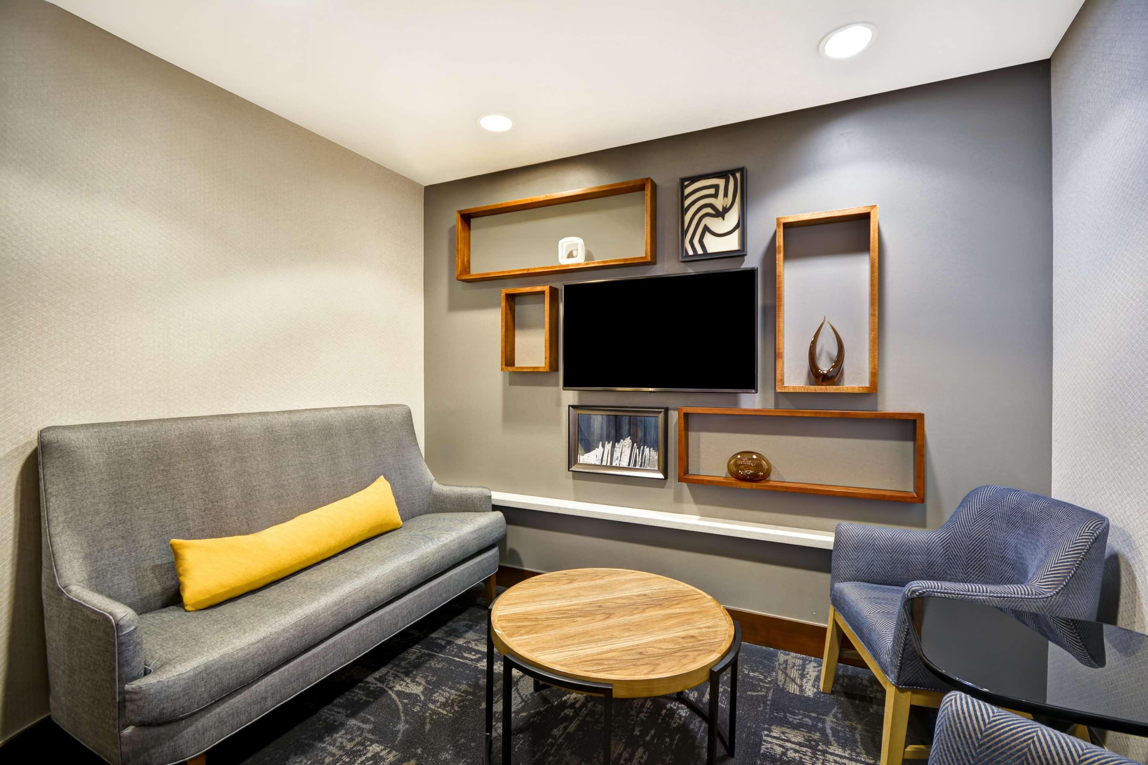 Hyatt Place Columbus Worthington Flint Экстерьер фото